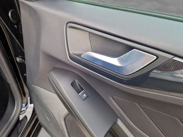 Ford Focus EcoBoost ST Line Wagon