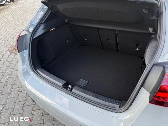 Mercedes-Benz A 200 AMG Line