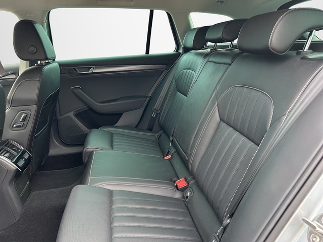 Skoda Superb 2.0 TDI Combi