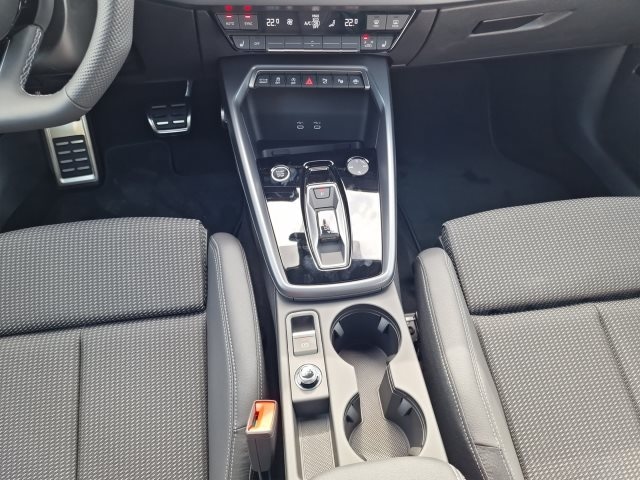 Audi A3 35 TFSI S-Line S-Tronic Sportback