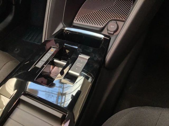 Citroën ë-C4 X You