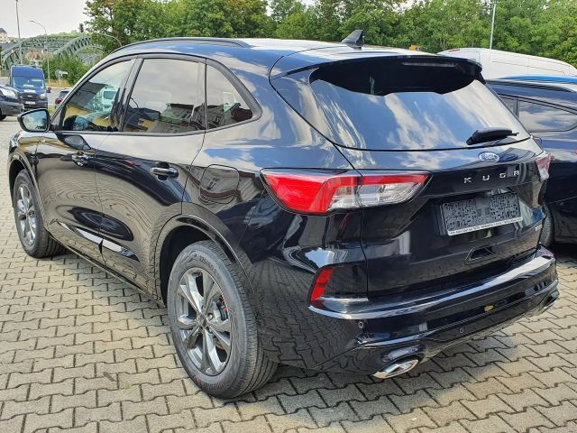 Ford Kuga ST Line