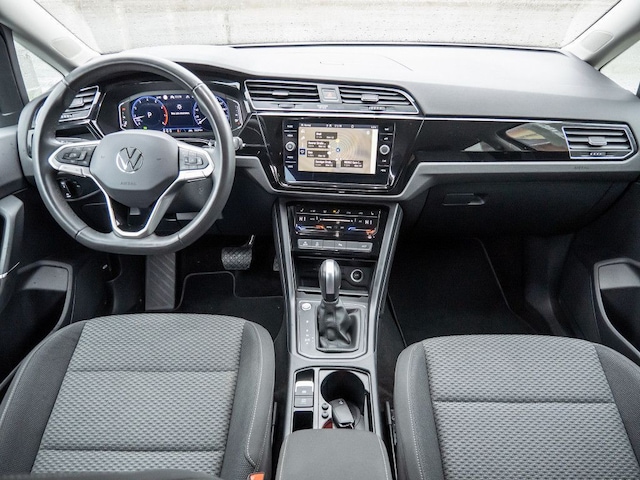 Volkswagen Touran 1.5 TSI DSG