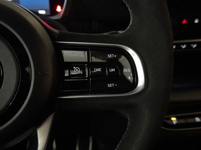 Abarth 500e Scorpionissima