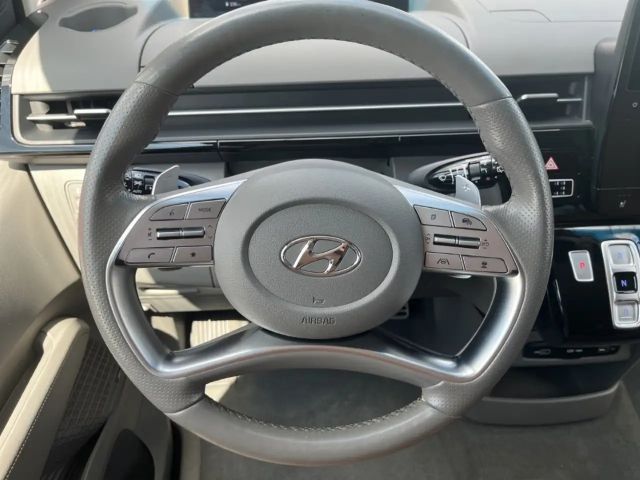 Hyundai Staria Signature Vierwielaandrijving