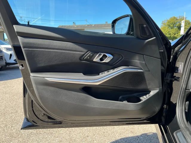 BMW 320 320d Touring