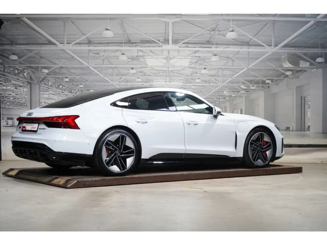 Audi e-tron 21-Zoll Assistenzpaket plus Nachtsic