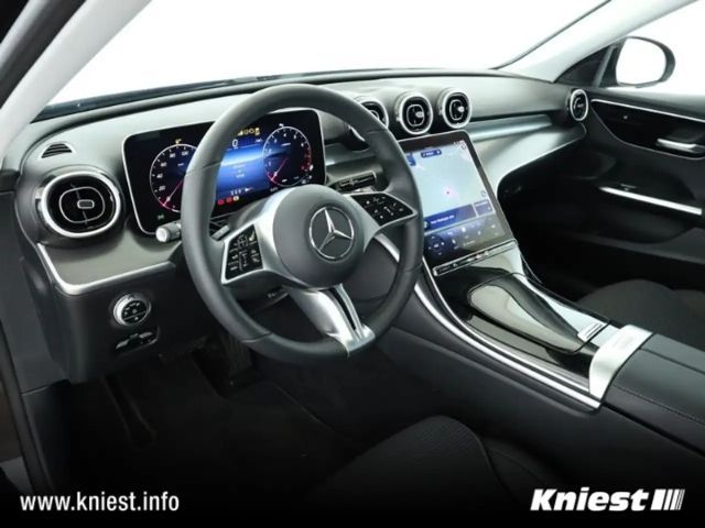 Mercedes-Benz C 180 AVANTGARDE Sedan