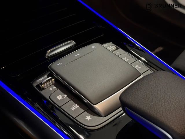 Mercedes-Benz EQA 350 4MATIC AMG Line