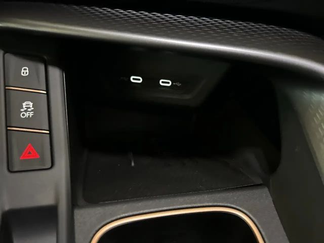 Cupra Terramar 1.5 e-Hybrid