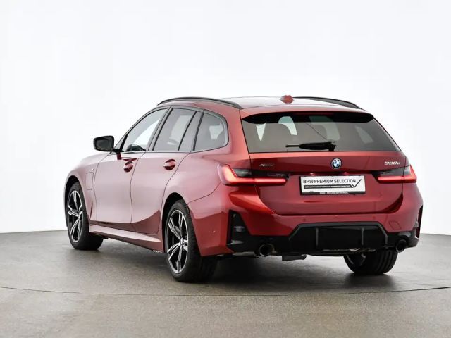 BMW 330 330e xDrive