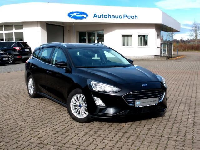 Ford Focus Titanium Wagon