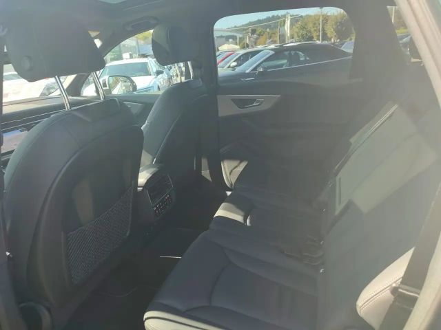 Audi Q7 50 TDI Quattro S-Line