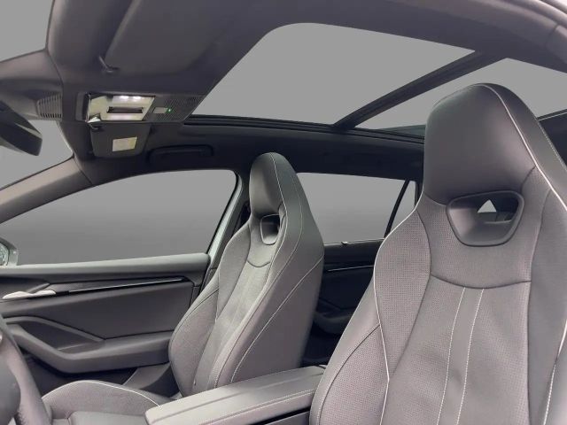 Skoda Superb 2.0 TDI 4x4 Combi Sportline