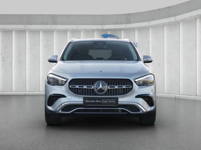 Mercedes-Benz GLA 180 Progressive