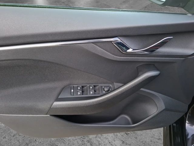 Skoda Kamiq TSI Monte-Carlo LED Navi AID Pano ACC PDC SH 18"