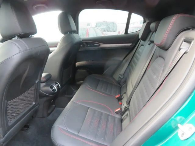 Alfa Romeo Stelvio Q4