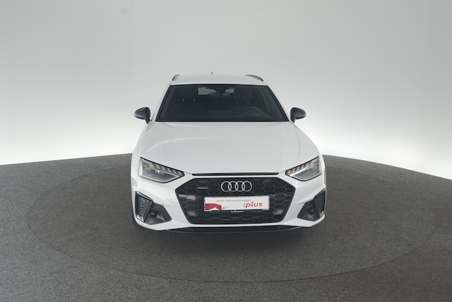 Audi A4 40 TFSI Avant Quattro S-Line S-Tronic