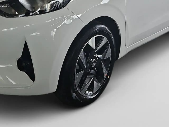 Hyundai i10 GO Plus 1,2 AMT a5bu3 Schwarzes Dach