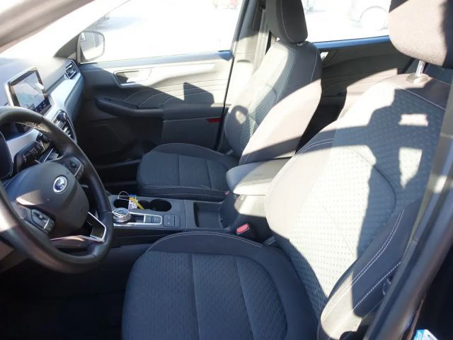 Ford Kuga AWD Cool & Connect Hybrid