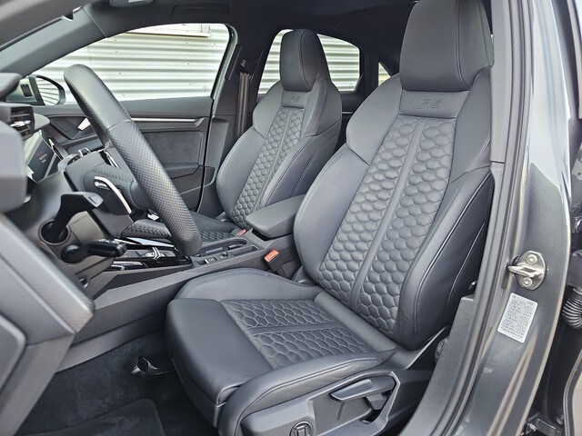 Audi RS3 Quattro S-Tronic Sedan