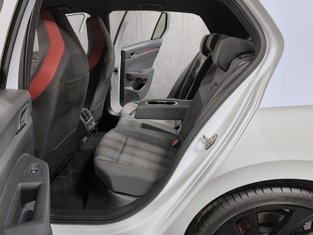 Volkswagen Golf 2.0 TSI GTI