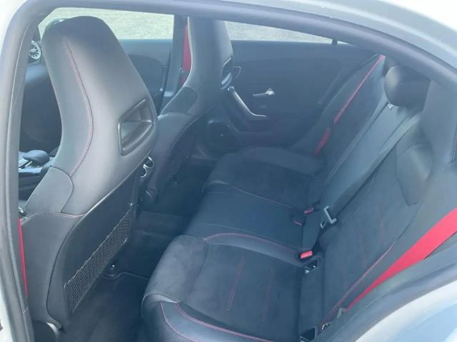 Mercedes-Benz A 45 AMG 4MATIC+ AMG Line