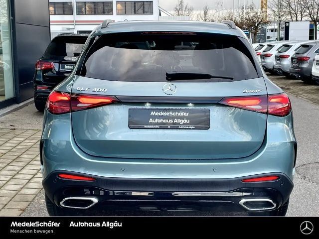Mercedes-Benz GLC 300 4MATIC AMG Line