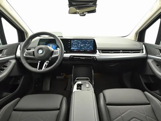 BMW 218 218d Active Tourer Luxury Line Sedan