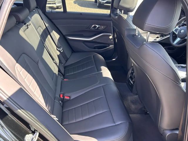 BMW 320 320d Touring xDrive