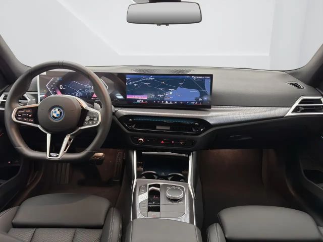 BMW 330 330e Touring