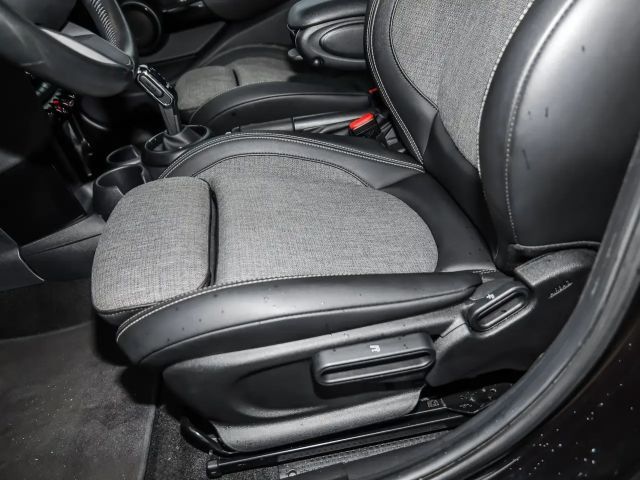 MINI One Automatik NAVI+Sportsitze+SHZ+PDC+DAB+Ambientes In