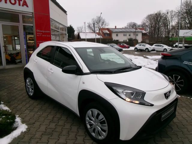 Toyota Aygo X Hatchback Play X-play