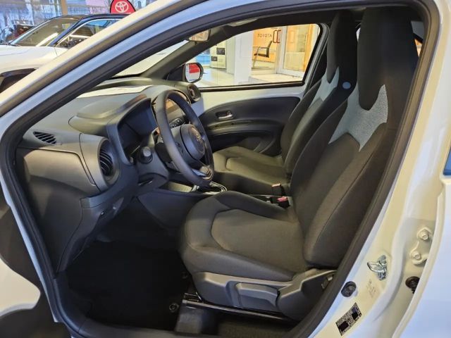 Toyota Aygo X Active Hatchback Hybride