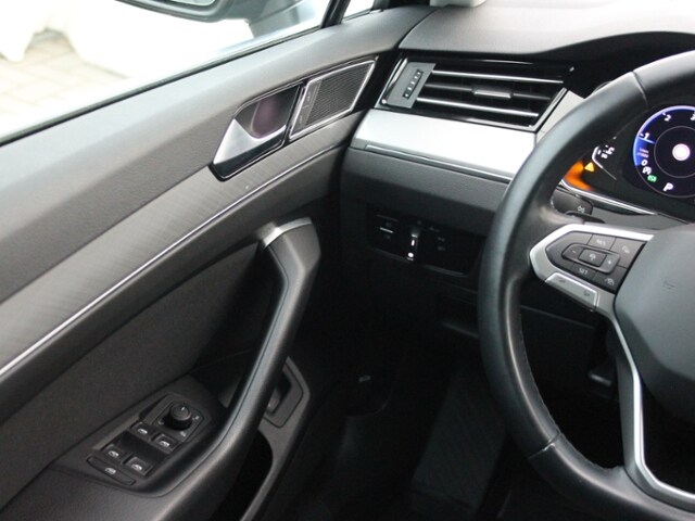 Volkswagen Passat 2.0 TDI Business DSG Variant