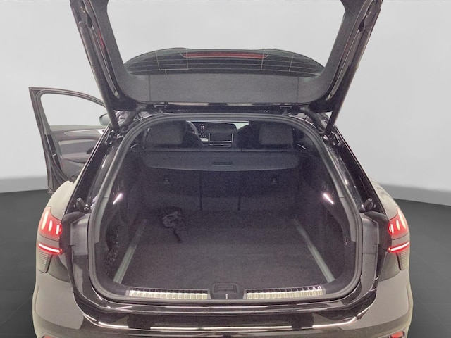 Audi A6 Avant Quattro S-Tronic