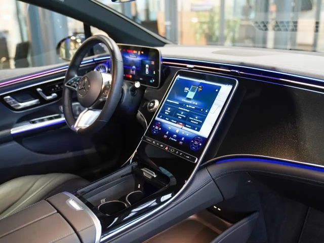 Mercedes-Benz EQE 300 Electric Art Sedan
