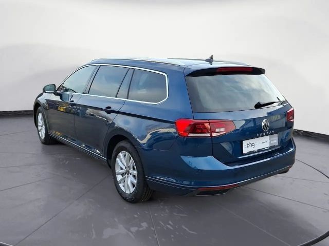 Volkswagen Passat 1.5 TSI Business DSG Variant
