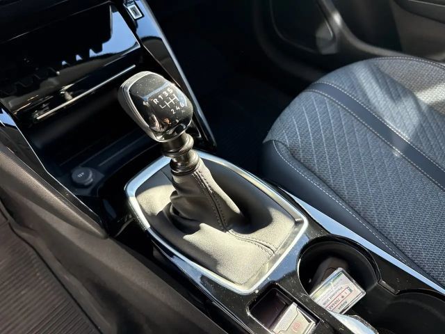 Peugeot 208 Allure Pack