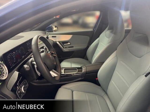 Mercedes-Benz A 250 A 250 e AMG Line