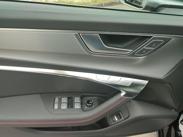 Audi S6 Avant Quattro