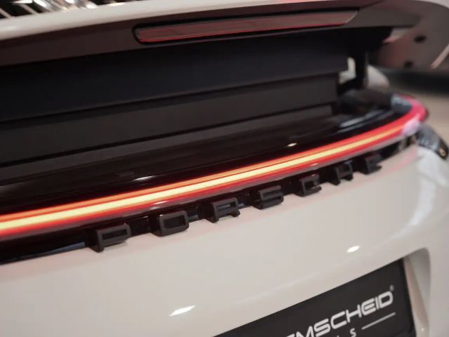 Porsche 911 Carrera Coupé GTS