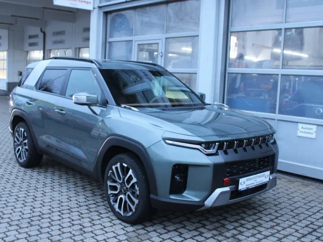 SsangYong Torres 2WD Forest Edition