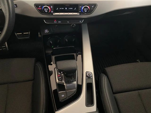Audi A4 35 TFSI Avant S-Line S-Tronic