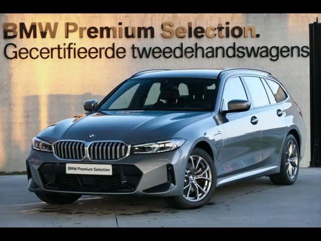 BMW 330 330e M-Sport Touring