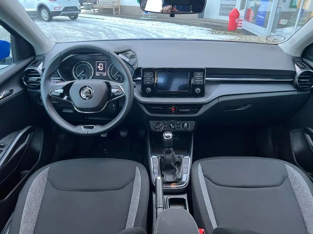 Skoda Fabia Essence 1.0i