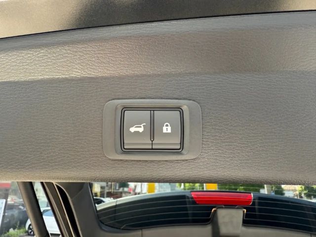 Mitsubishi Outlander TOP *Luxury* Leder Navi HUD 360K LED PANO 4xSHZ