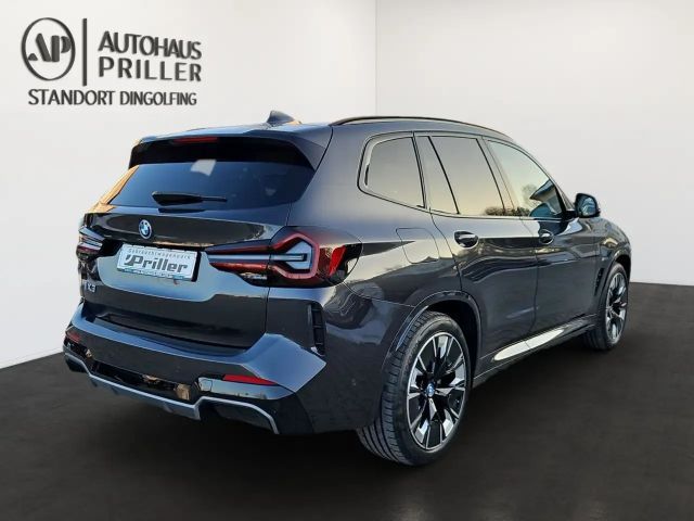 BMW iX3 Impressive iX3