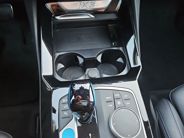 BMW iX3 Impressive iX3