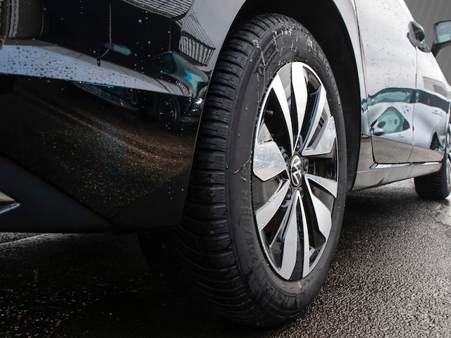 Volkswagen Golf 1.5 TSI Golf VIII